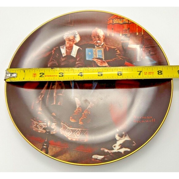 VINTAGE Knowles Norman Rockwell “Evening’s Ease” 8" Wall Plate 1985 w/ Box & COA - Picture 4 of 11